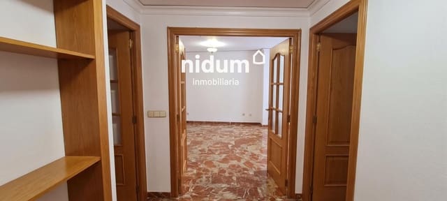 4 makuuhuone Asunto myytävänä paikassa Xàtiva mukana 
autotalli - 263 000 € (Ref: 10076765)