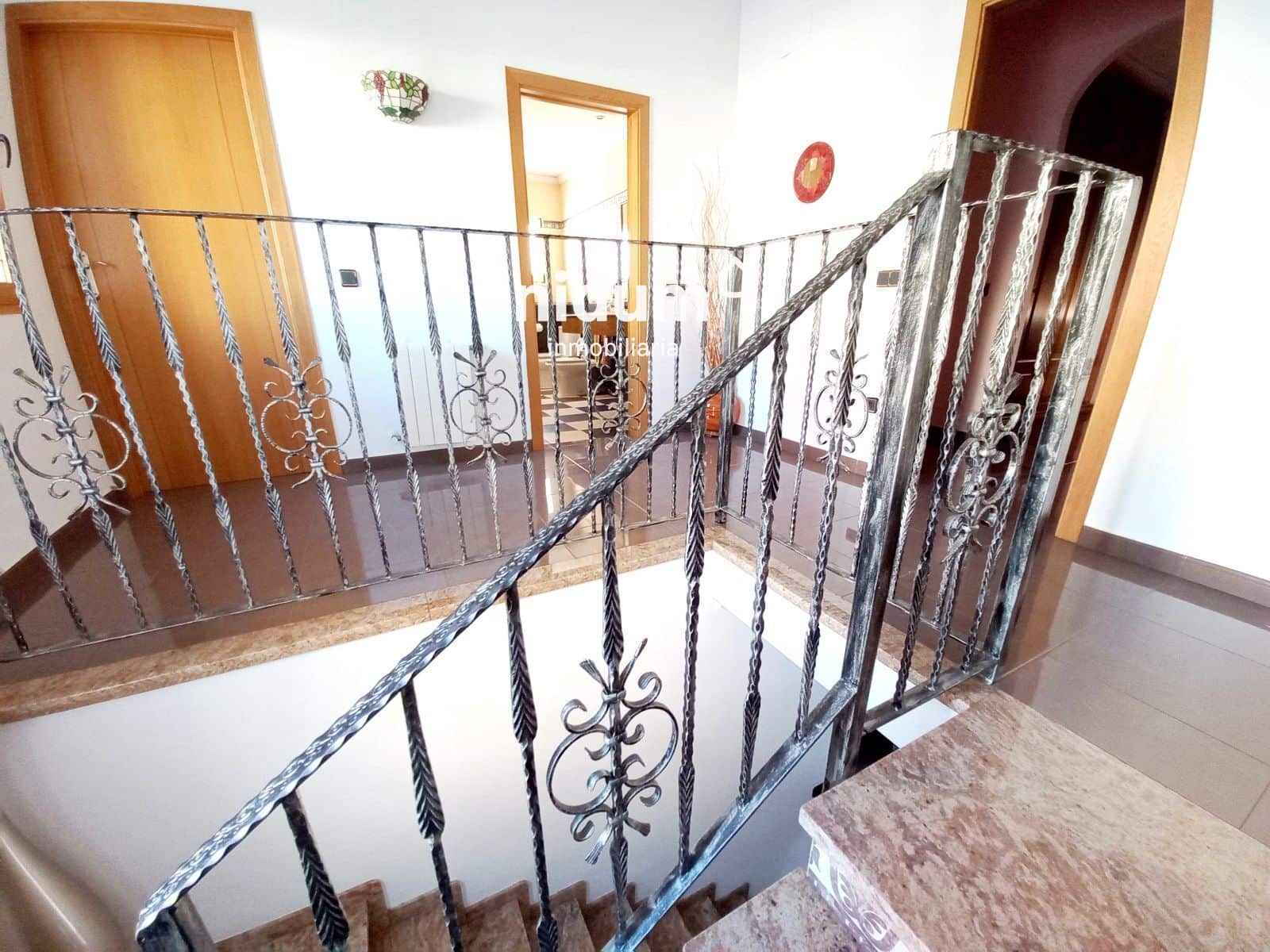 4 quarto Moradia para venda em Manuel com piscina garagem - 300 000 € (Ref: 8148154)