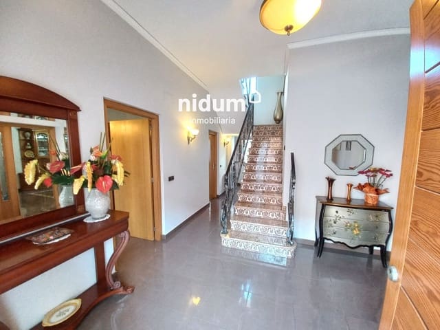 4 quarto Moradia para venda em Manuel com piscina garagem - 300 000 € (Ref: 8148154)