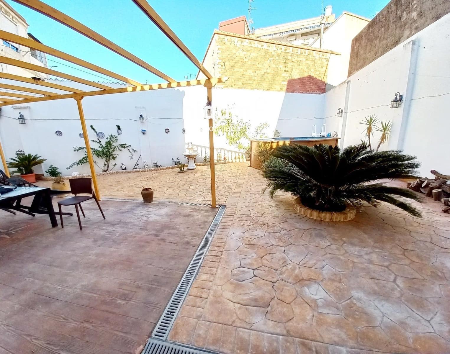 4 quarto Moradia para venda em Manuel com piscina garagem - 300 000 € (Ref: 8148154)