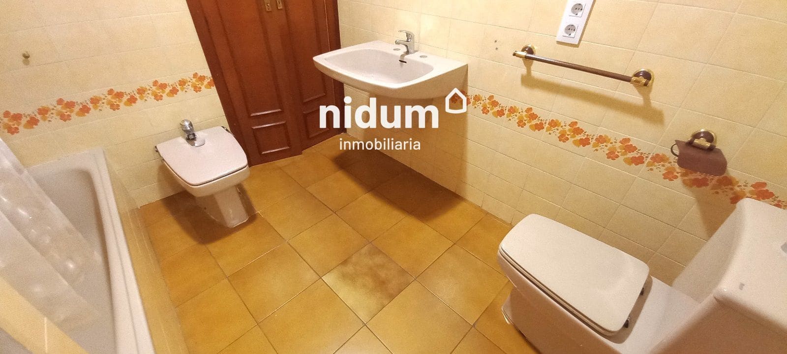 3 bedroom Villa for sale in Xativa with garage - € 450,000 (Ref: 8308950)