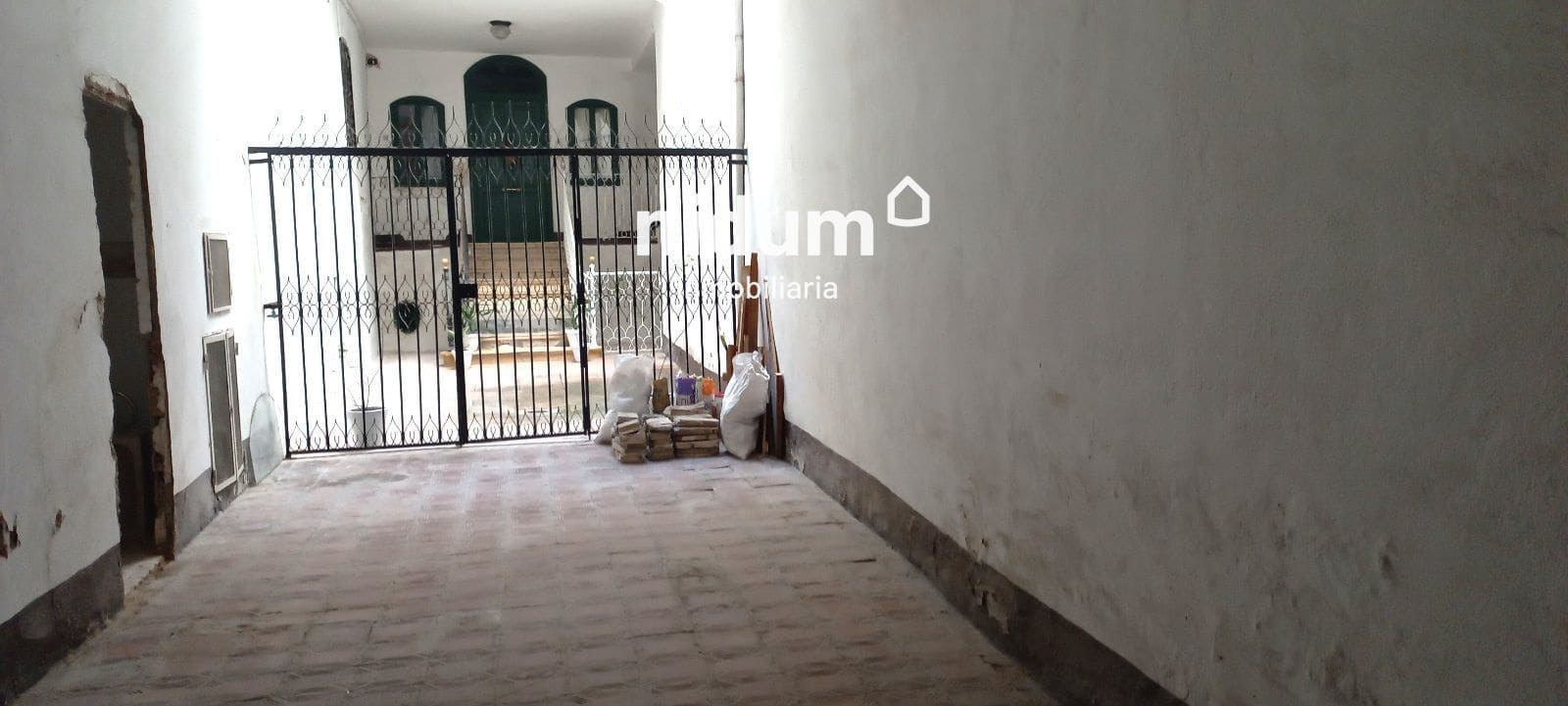 3 bedroom Villa for sale in Xativa with garage - € 450,000 (Ref: 8308950)