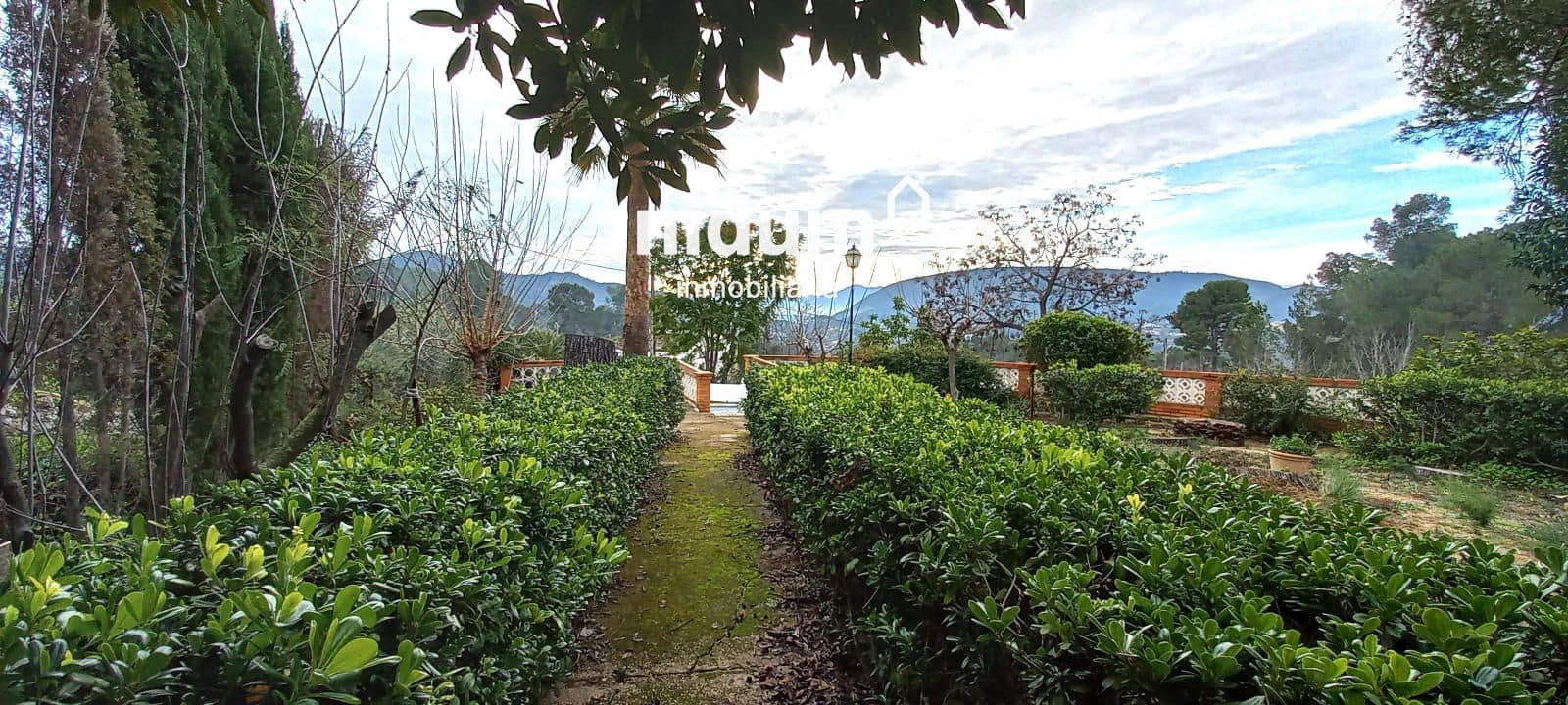 5 soveværelse Villa til salg i Xativa med swimmingpool garage - € 410.000 (Ref: 8756901)