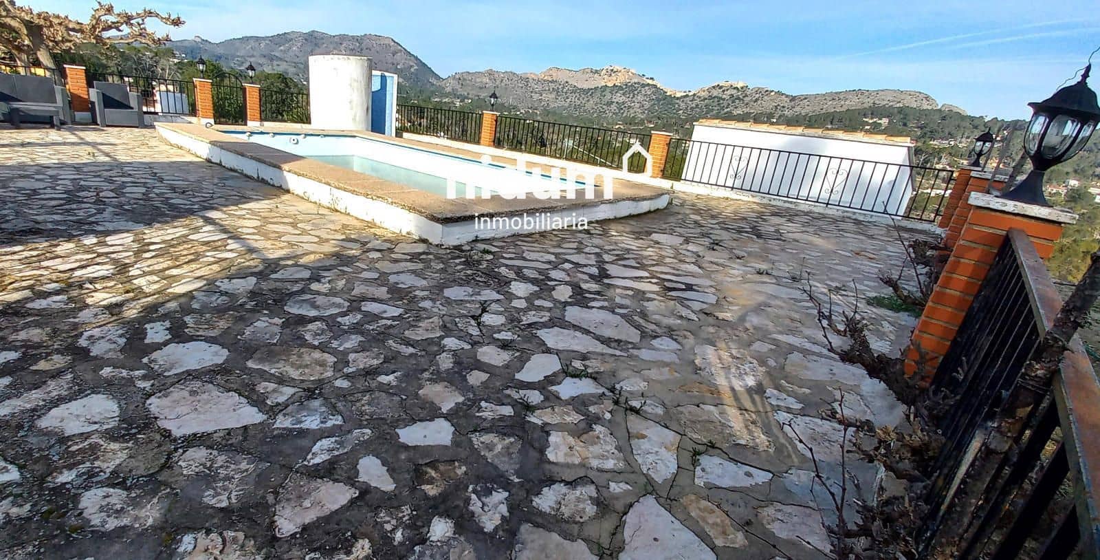 3 soveværelse Villa til salg i Xativa med swimmingpool - € 218.000 (Ref: 8799184)
