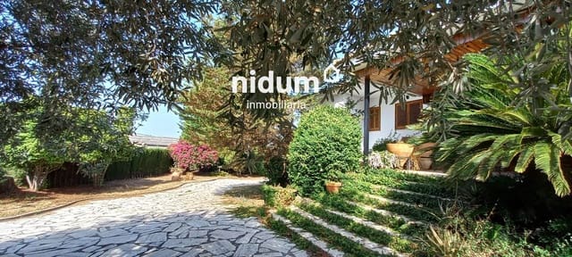 6 soveværelse Villa til salg i Canals med swimmingpool garage - € 515.000 (Ref: 9165429)