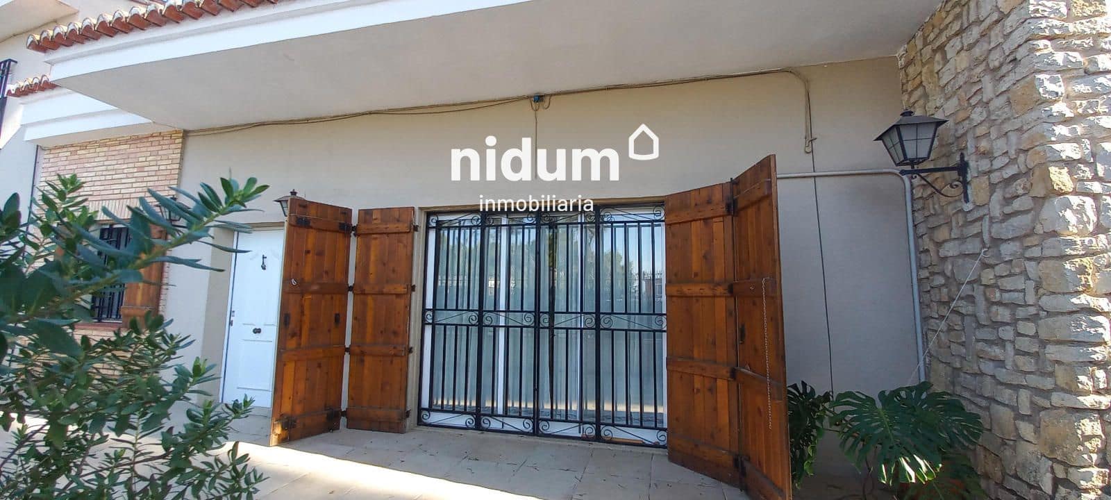 5 chambre Villa/Maison à vendre à Genoves avec piscine garage - 289 000 € (Ref: 9253844)