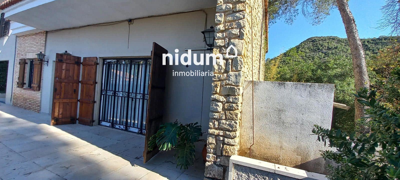 5 chambre Villa/Maison à vendre à Genoves avec piscine garage - 289 000 € (Ref: 9253844)