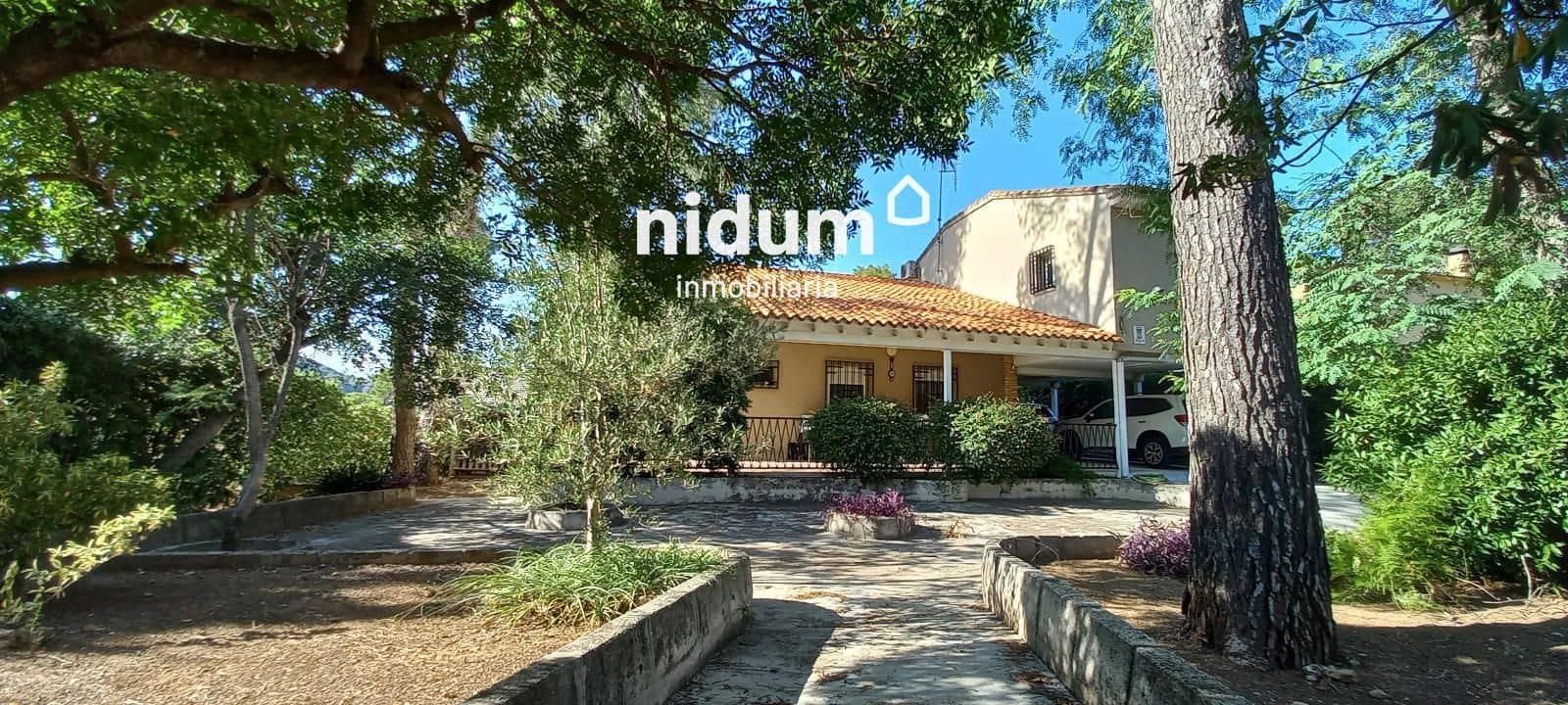 5 chambre Villa/Maison à vendre à Genoves avec piscine garage - 289 000 € (Ref: 9253844)