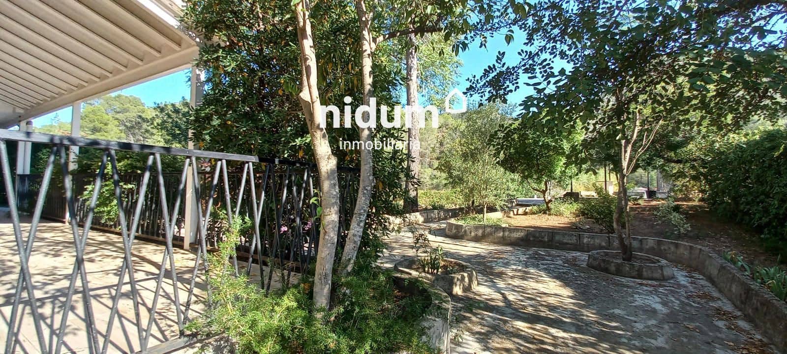 5 chambre Villa/Maison à vendre à Genoves avec piscine garage - 289 000 € (Ref: 9253844)