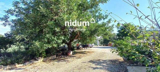 Chalet de 4 habitaciones en Llocnou d'en Fenollet en venta con piscina garaje - 245.000 € (Ref: 9360307)