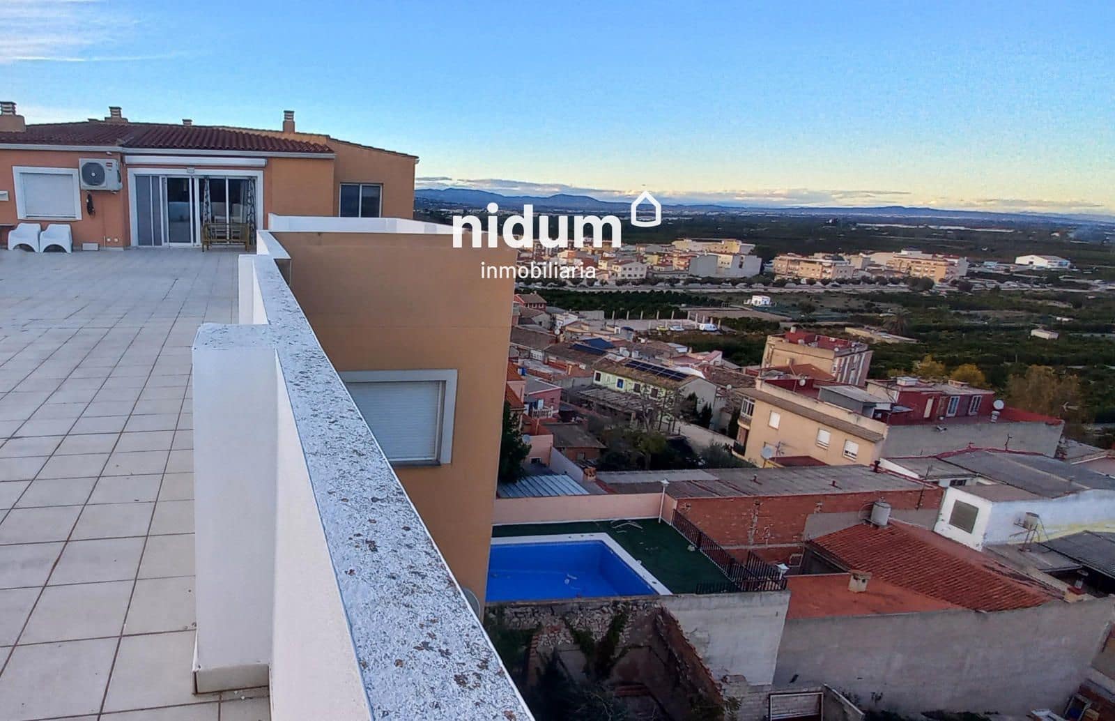 3 soveværelse Lejlighed til salg i Manuel med swimmingpool garage - € 248.000 (Ref: 9435972)