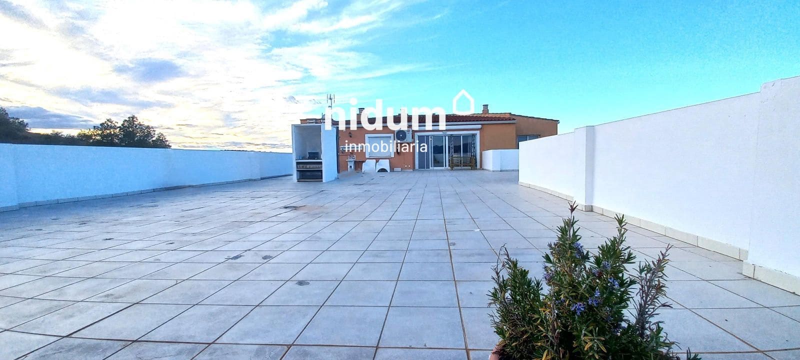 3 soveværelse Lejlighed til salg i Manuel med swimmingpool garage - € 248.000 (Ref: 9435972)