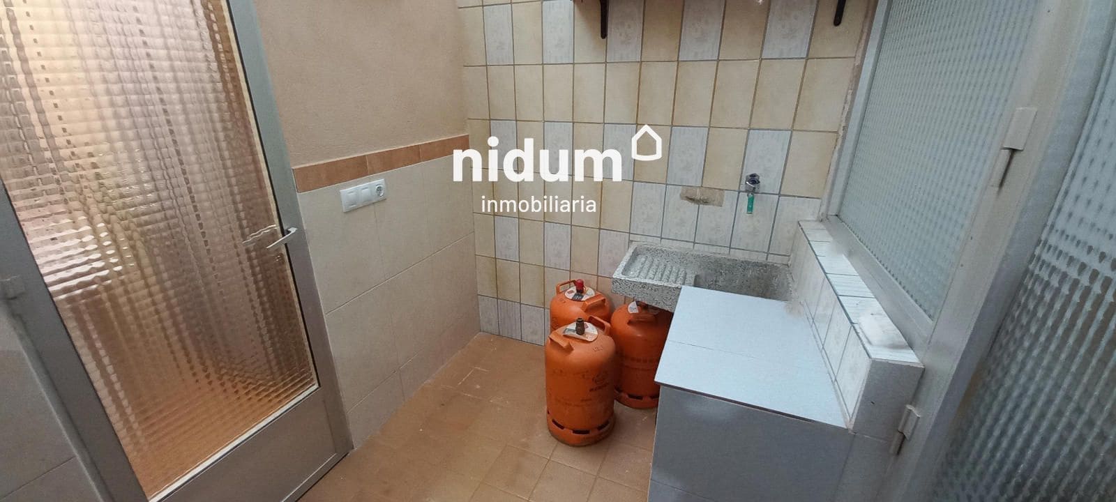 6 bedroom Villa for sale in Xativa - € 94,000 (Ref: 9542581)