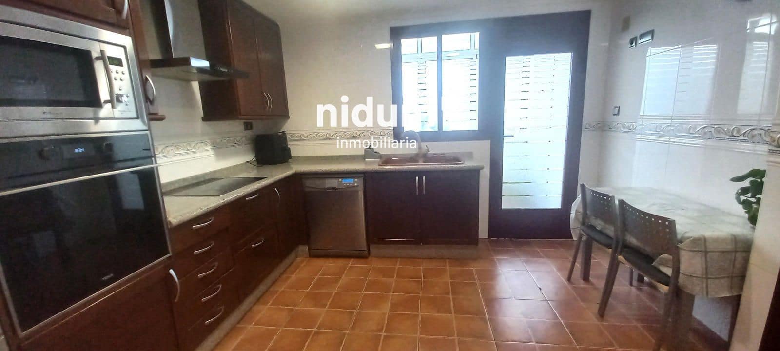 3 makuuhuone Asunto myytävänä paikassa Xativa mukana 
autotalli - 165 000 € (Ref: 9613894)