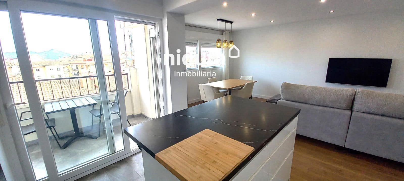 3 bedroom Flat for sale in Xativa - € 210,000 (Ref: 9810863)