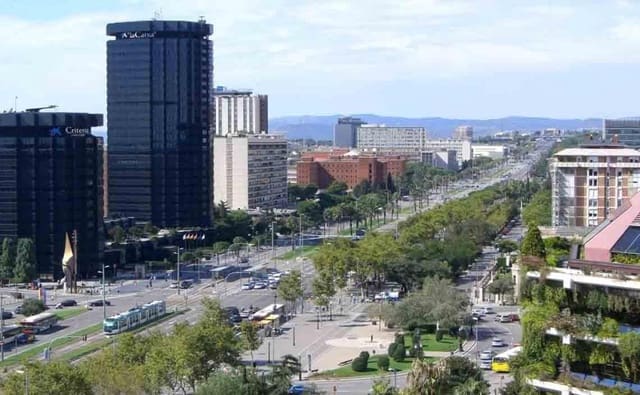 6 chambre Entreprise à vendre à Les Corts, Barcelone ville - 1 800 000 € (Ref: 10049281)