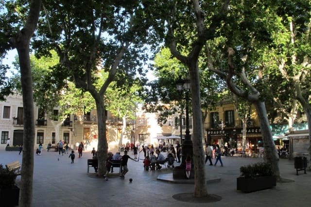 6 chambre Entreprise à vendre à Les Corts, Barcelone ville - 1 800 000 € (Ref: 10049281)