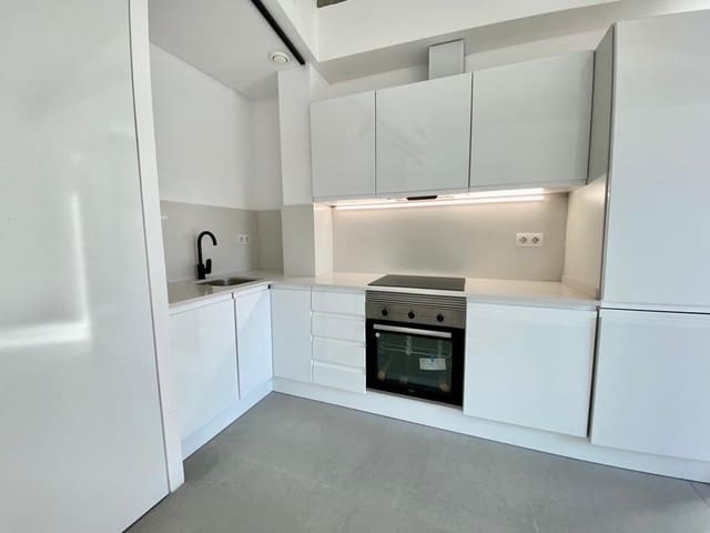 1 soveværelse Lejlighed til leje i Sant Andreu de la Barca - € 950 (Ref: 10187109)