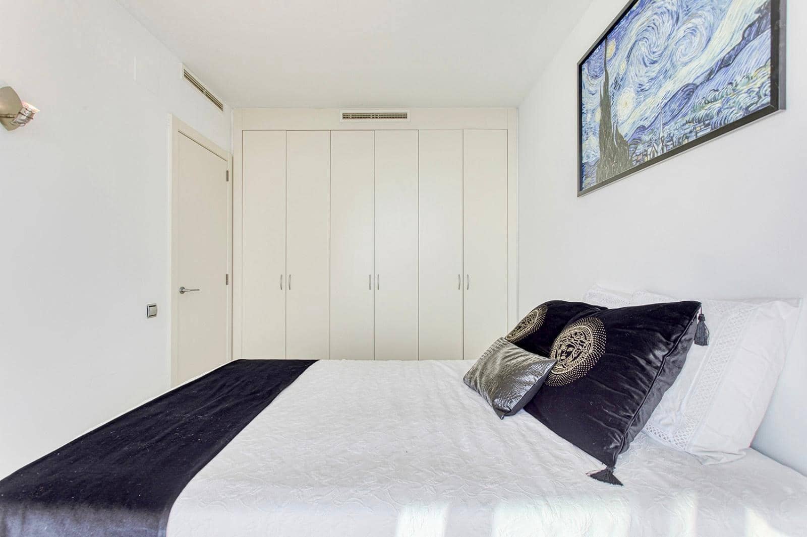 3 slaapkamer Flat te koop in Barcelona stad met zwembad garage - € 1.850.000 (Ref: 9270055)