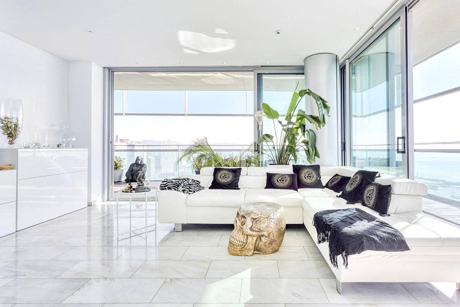 3 slaapkamer Flat te koop in Barcelona stad met zwembad garage - € 1.850.000 (Ref: 9270055)