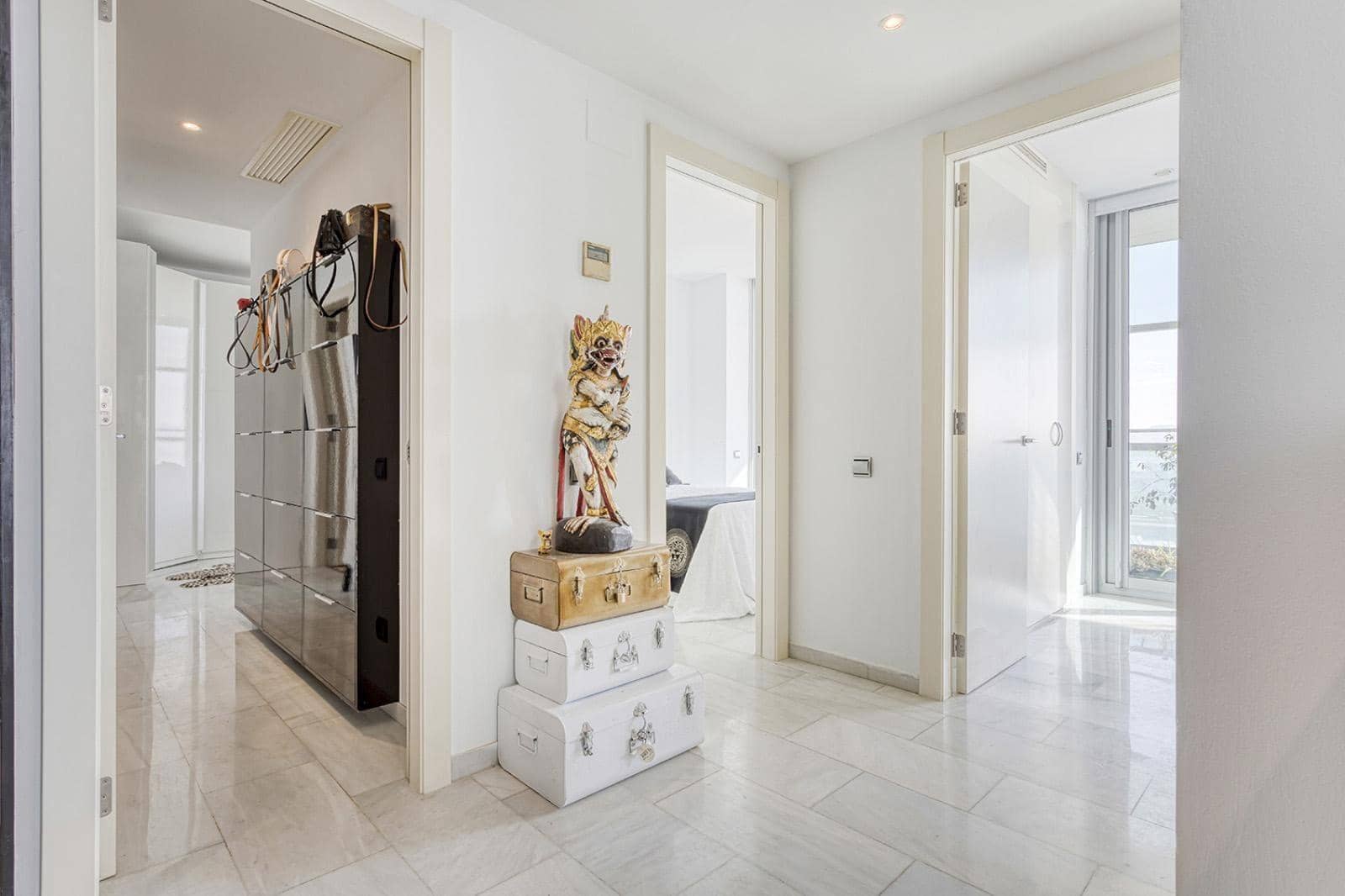 3 slaapkamer Flat te koop in Barcelona stad met zwembad garage - € 1.850.000 (Ref: 9270055)