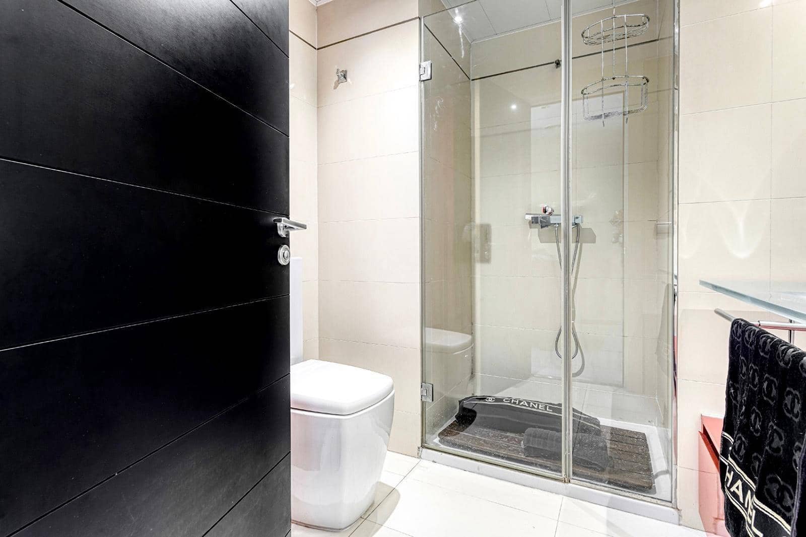 3 slaapkamer Flat te koop in Barcelona stad met zwembad garage - € 1.850.000 (Ref: 9270055)