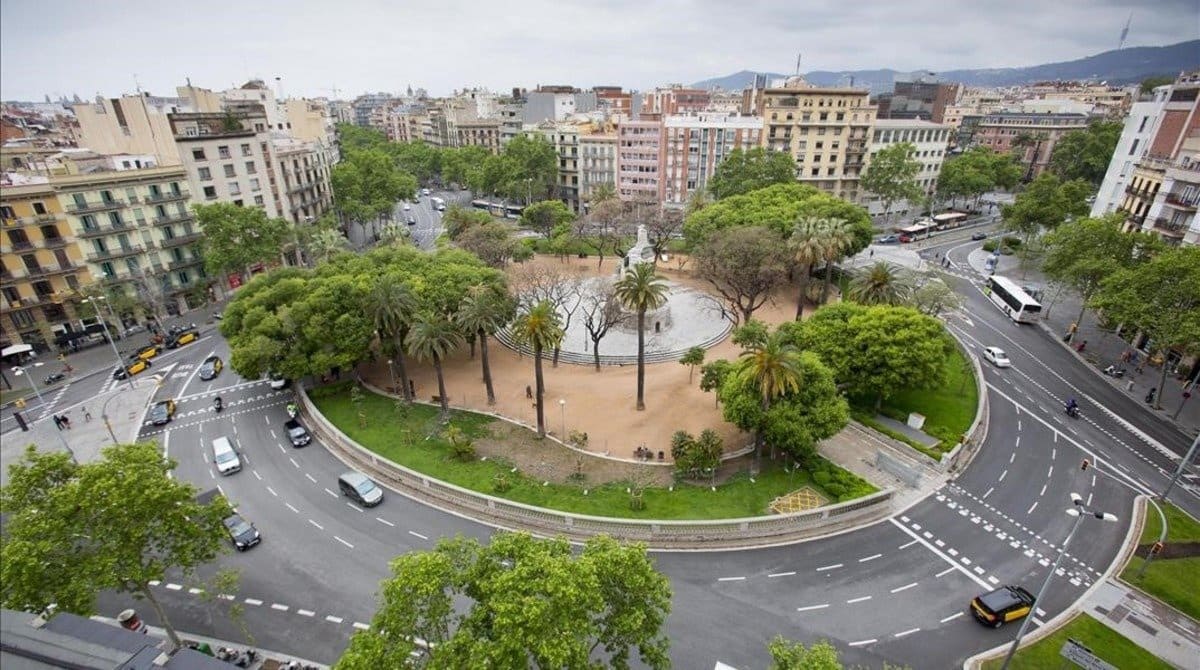 Apartment for sale in Barcelona city - € 2,850,000 (Ref: 9270056)