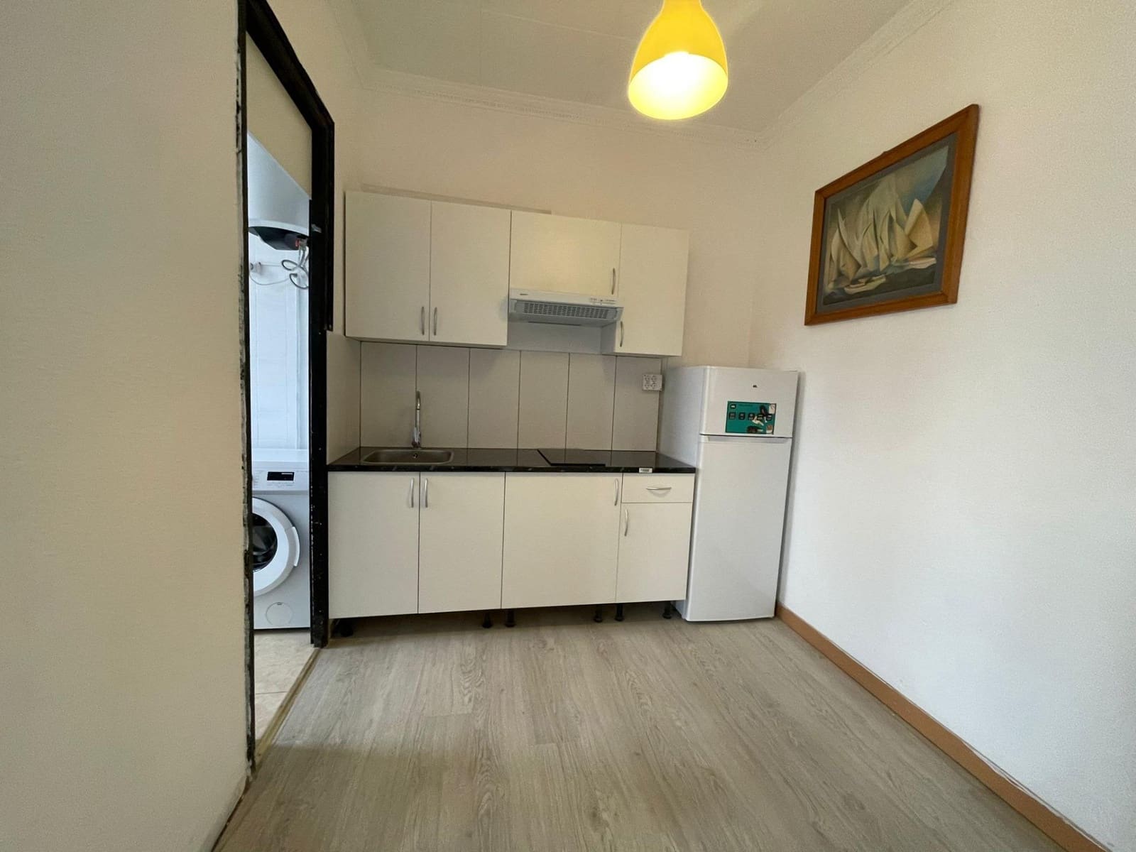 Piso de 1 habitación en Sant Adrià de Besòs en venta - 137.000 € (Ref: 9270058)