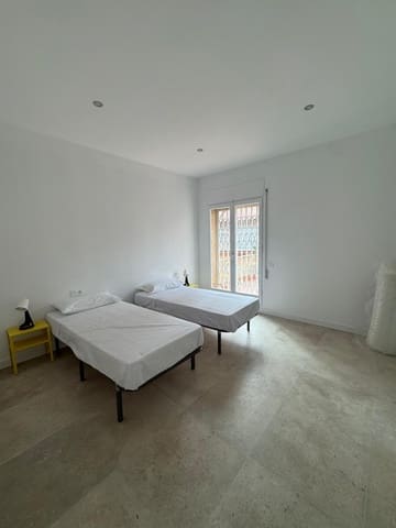 9 sovrum Gästhus/B & B till salu i Badalona - 1 750 000 € (Ref: 9270081)