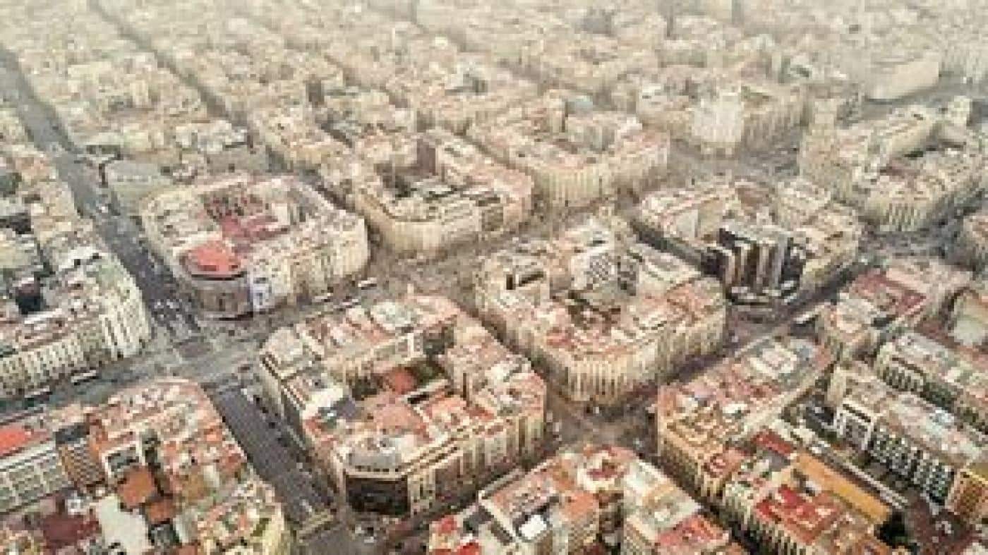 20 soverom Kommersiell til salgs i Barcelona by - € 13 520 000 (Ref: 9270083)