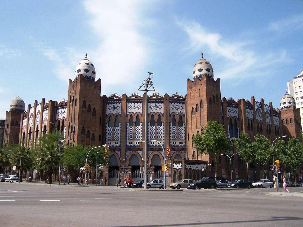 Commercial for sale in Barcelona city - € 242,000 (Ref: 9270084)