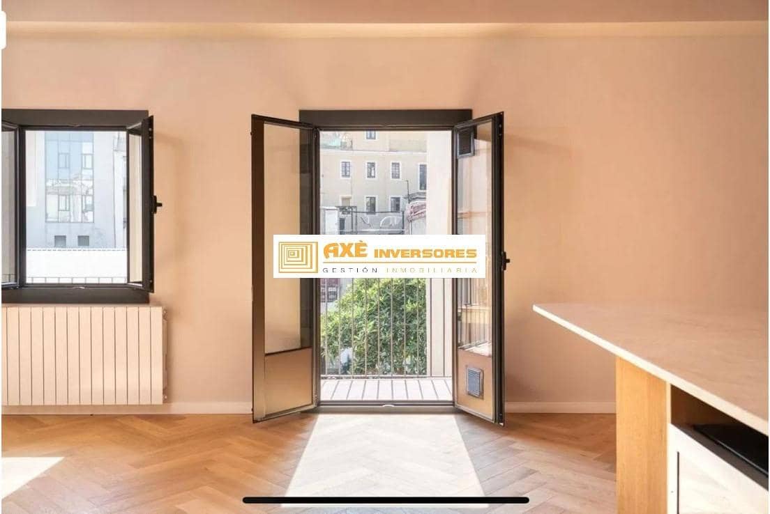 Piso de 3 habitaciones en Barcelona ciudad en venta - 875.000 € (Ref: 9270087)