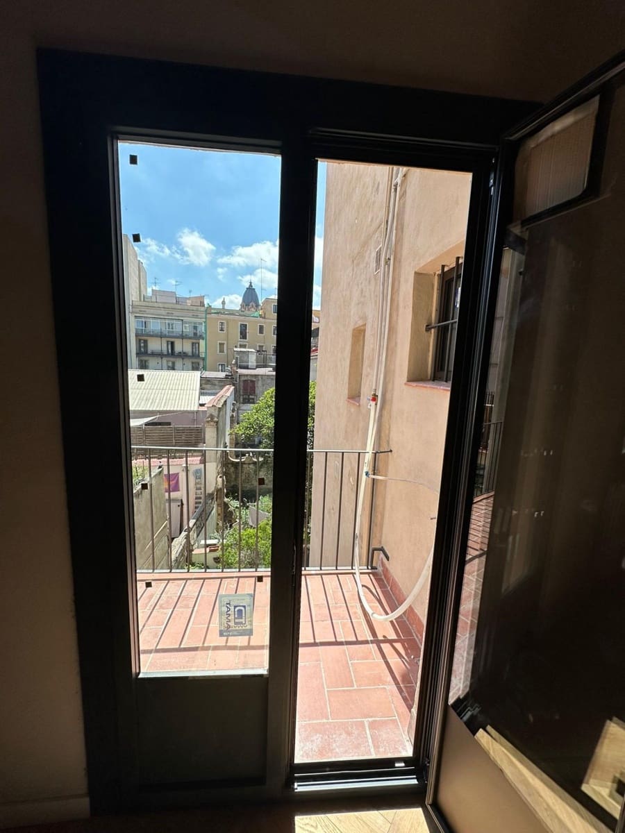 3 bedroom Flat for sale in Barcelona city - € 875,000 (Ref: 9270087)