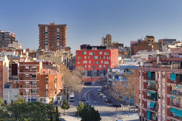 4 soveværelse Lejlighed til salg i Badalona - € 135.000 (Ref: 9270098)