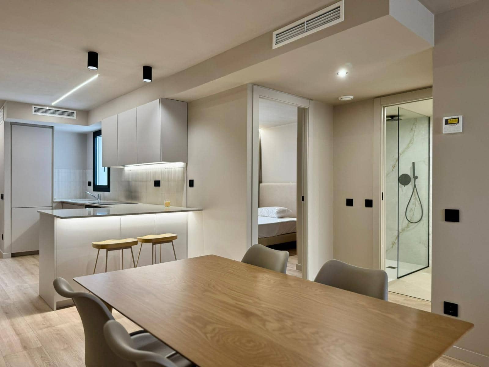 3 makuuhuone Asunto vuokrattavana paikassa Santa Coloma de Gramenet - 2 130 € (Ref: 9270103)