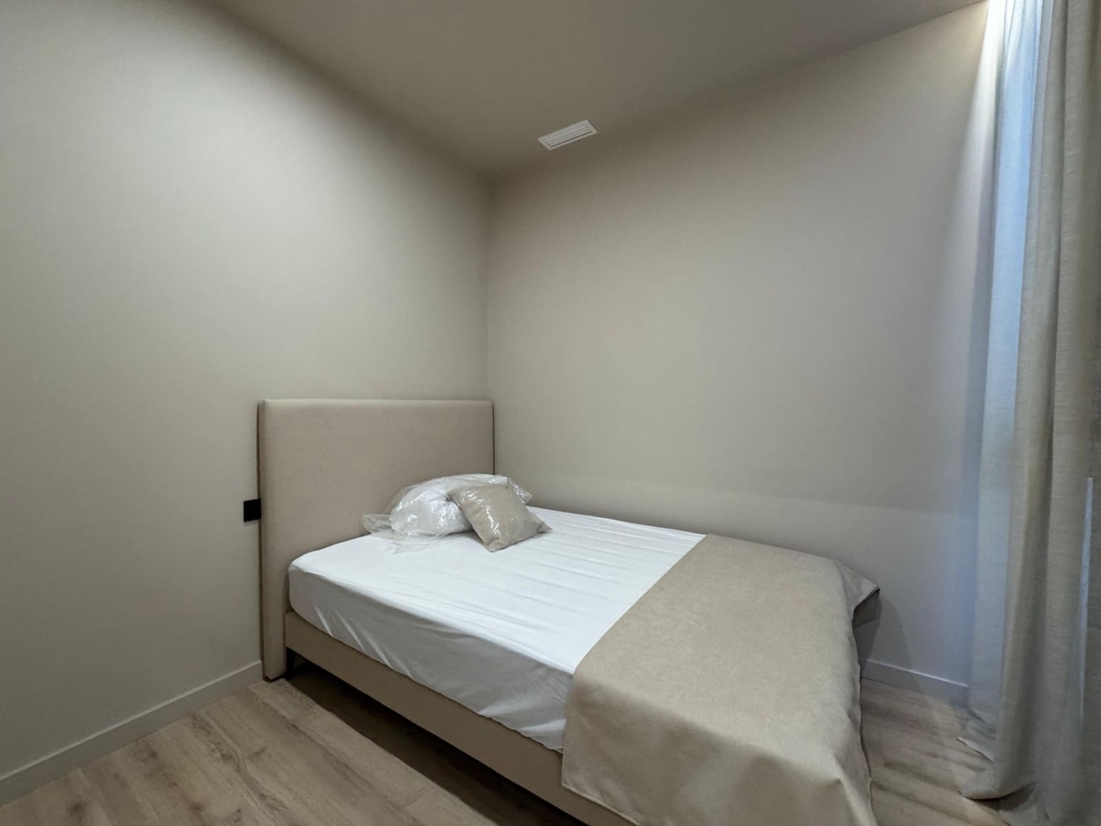 3 sovrum Lägenhet att hyra i Santa Coloma de Gramenet - 2 580 € (Ref: 9270103)