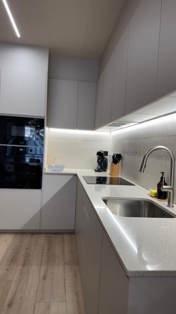 1 soveværelse Penthouse til leje i Santa Coloma de Gramenet - € 1.640 (Ref: 9270106)