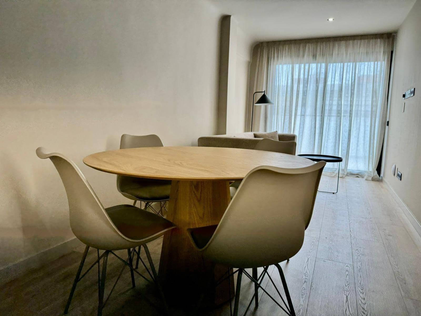 3 sovrum Lägenhet att hyra i Santa Coloma de Gramenet - 2 130 € (Ref: 9270107)