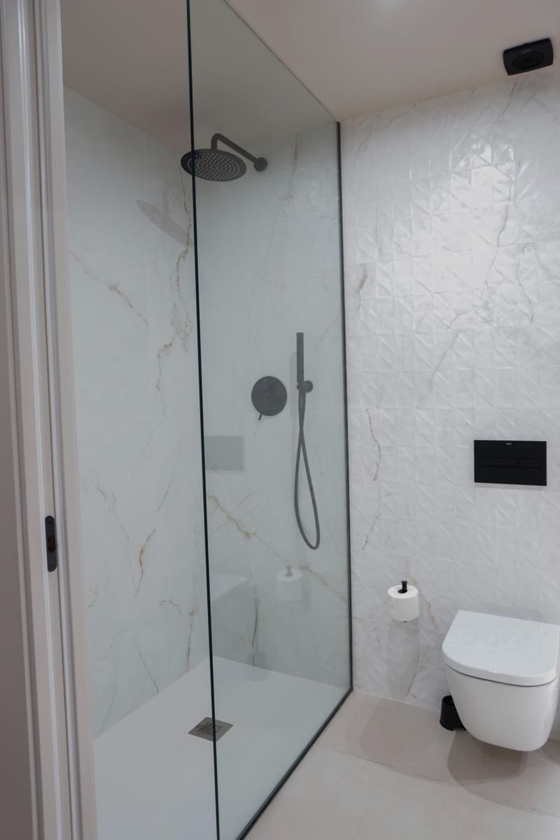 3 bedroom Flat for rent in Santa Coloma de Gramenet - € 2,580 (Ref: 9270108)