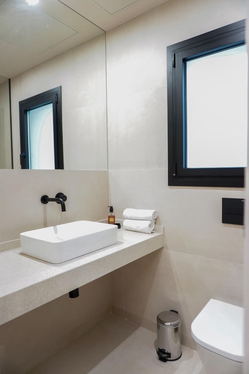 3 bedroom Flat for rent in Santa Coloma de Gramenet - € 2,580 (Ref: 9270108)