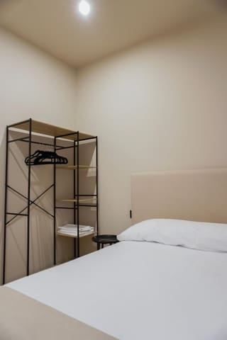 3 slaapkamer Flat te huur in Santa Coloma de Gramenet - € 2.580 (Ref: 9270108)