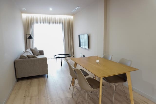 3 slaapkamer Flat te huur in Santa Coloma de Gramenet - € 2.580 (Ref: 9270108)