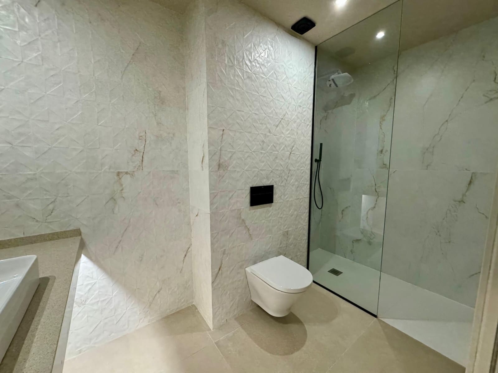 1 sovrum Lägenhet att hyra i Santa Coloma de Gramenet - 1 750 € (Ref: 9270110)
