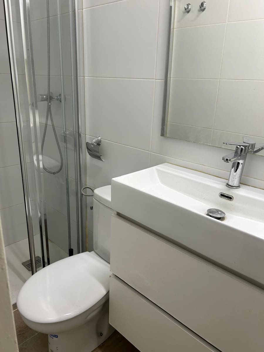 1 sypialnia Mieszkanie na sprzedaż w Miasto Barcelona - 150 000 € (Ref: 9270112)