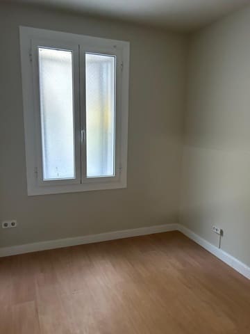 Piso de 1 habitación en Sants, Barcelona ciudad en venta - 150.000 € (Ref: 9270112)