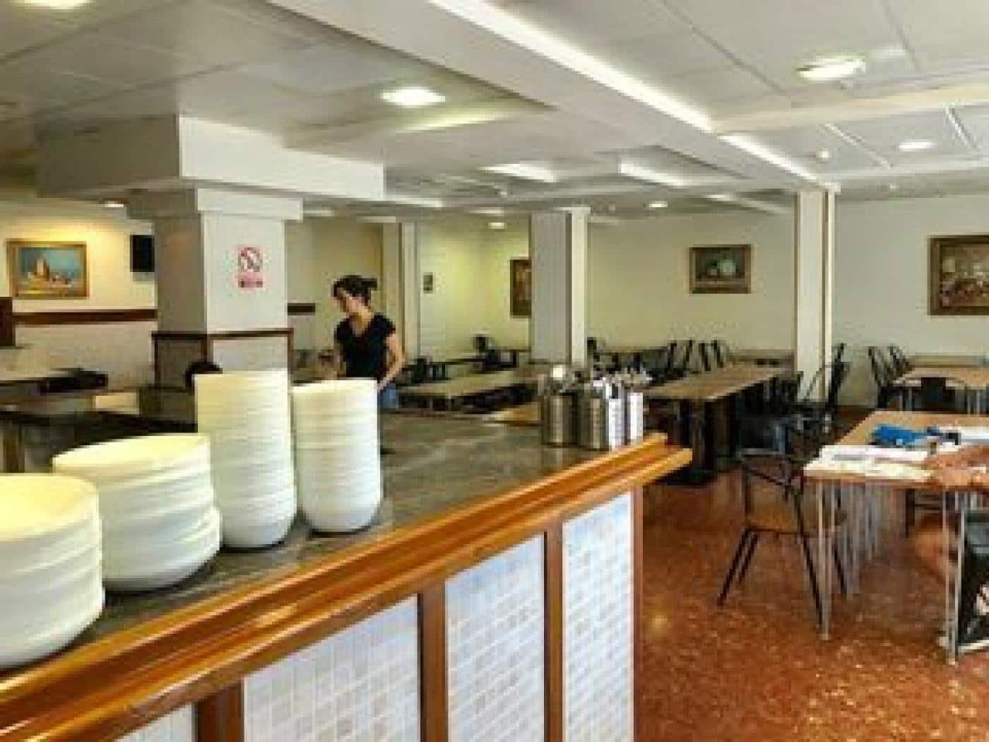 45 sovrum Gästhus/B & B till salu i Santa Coloma de Gramenet - 3 900 000 € (Ref: 9270123)