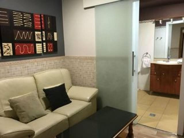 45 Zimmer Hotel zu verkaufen in Santa Coloma de Gramenet - 3.900.000 € (Ref: 9270124)