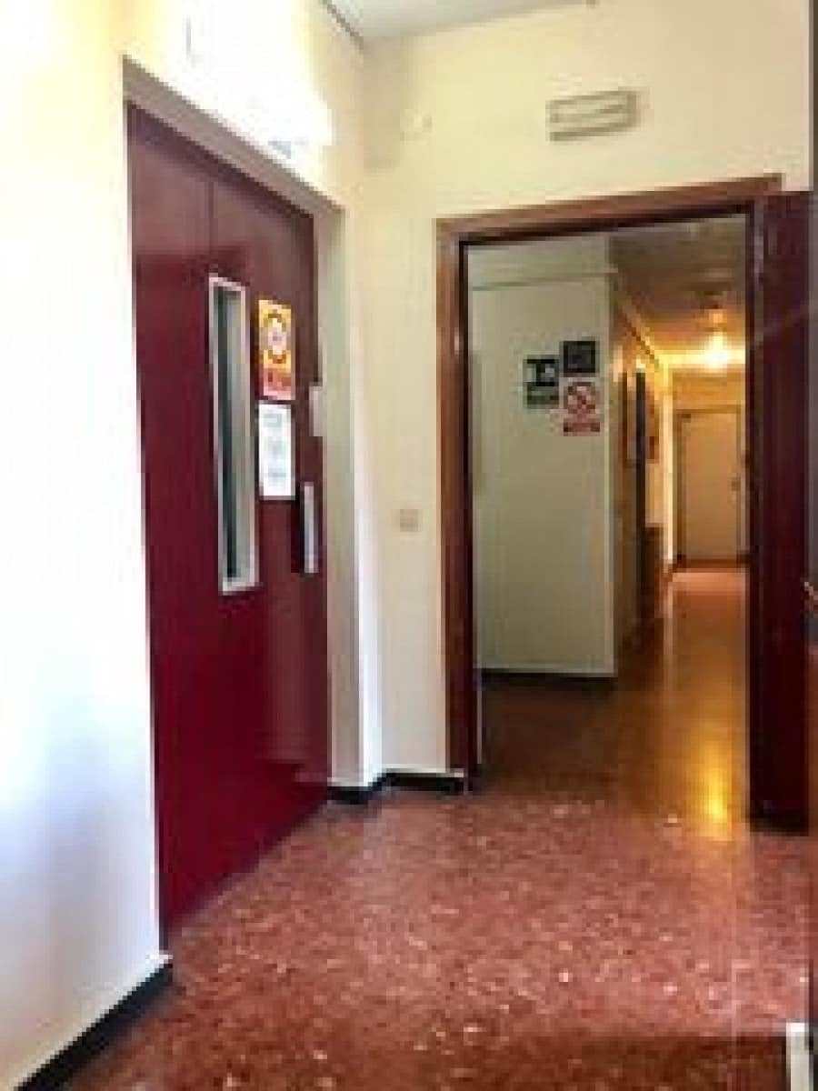 45 Zimmer Hotel zu verkaufen in Santa Coloma de Gramenet - 3.900.000 € (Ref: 9270124)