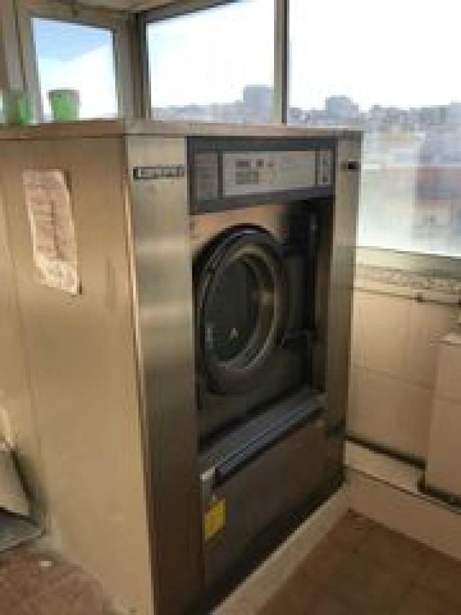 45 Zimmer Hotel zu verkaufen in Santa Coloma de Gramenet - 3.900.000 € (Ref: 9270124)