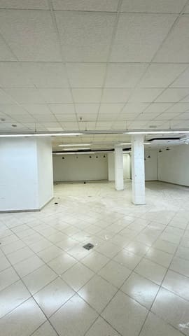 Commercieel te koop in Vilanova i la Geltrú - € 3.200.000 (Ref: 9270128)